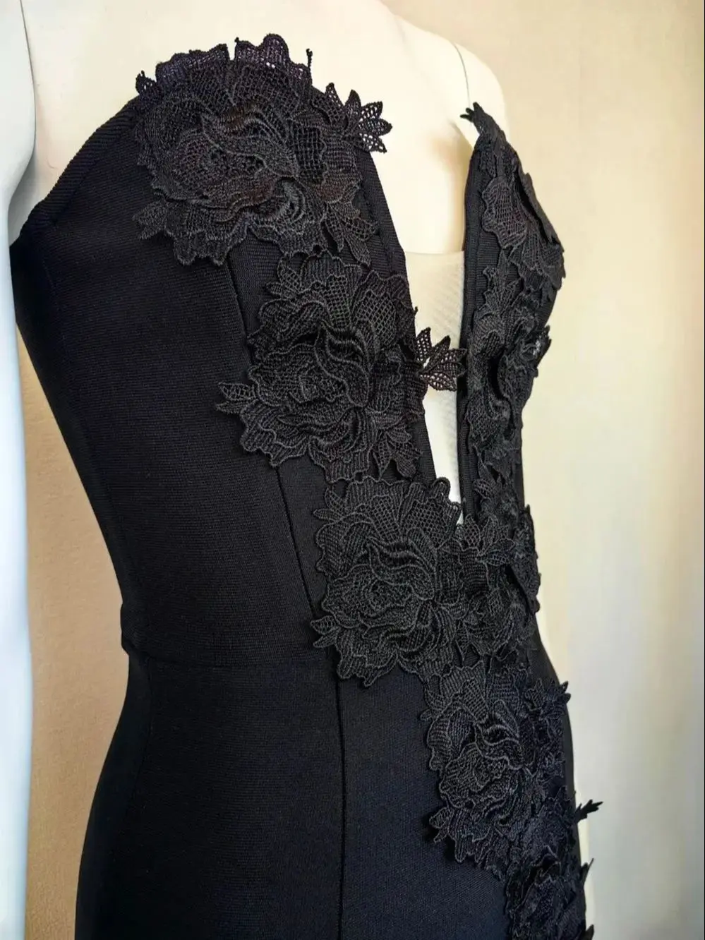 セクシーなメッシュレース黒包帯イブニングロングドレスビスチェスプリットストラップレスタイトボディコンドレスパーティーXL品質vestidos