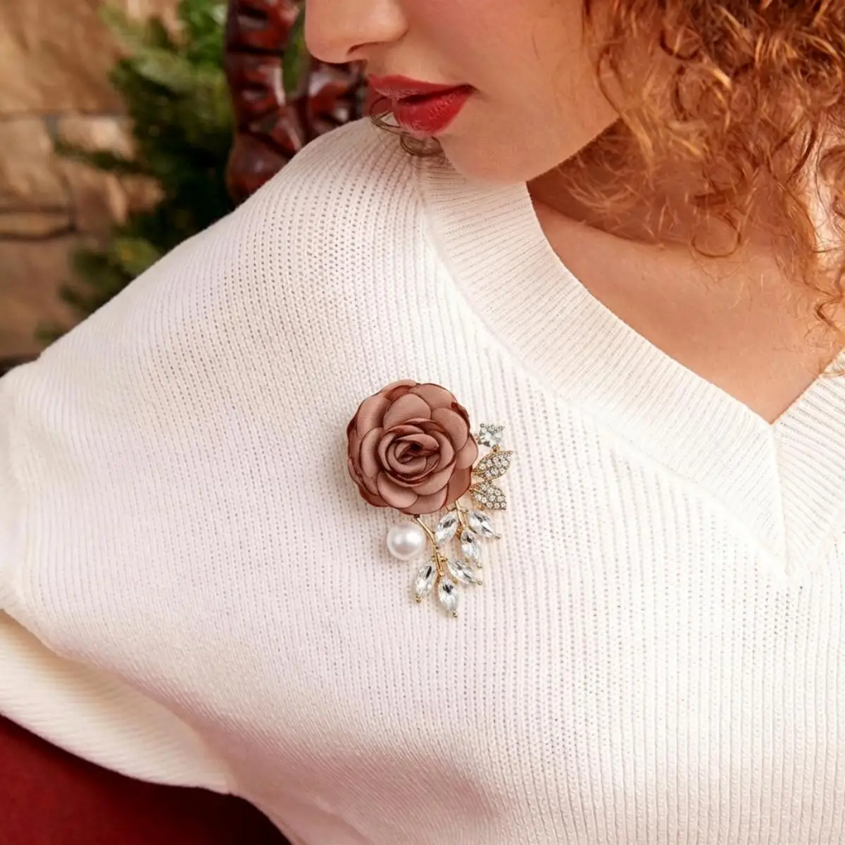 

Beaut&Berry Fashion Fabric Roses Brooches for Women Unisex Plant Pins Casual Party Jewelry Accessories Gifts Decoration