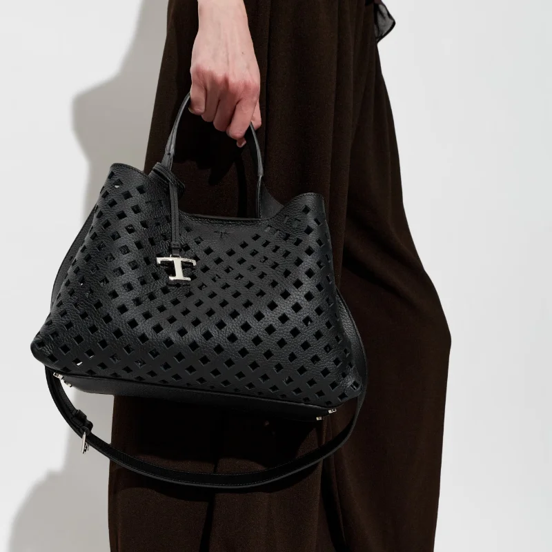 Luxe Cut-Out Leather Tote Bag Women Lasercut Design Two Internal Zippered Flat Pockets Minimalism Crossbody Bag with Metal Charm
