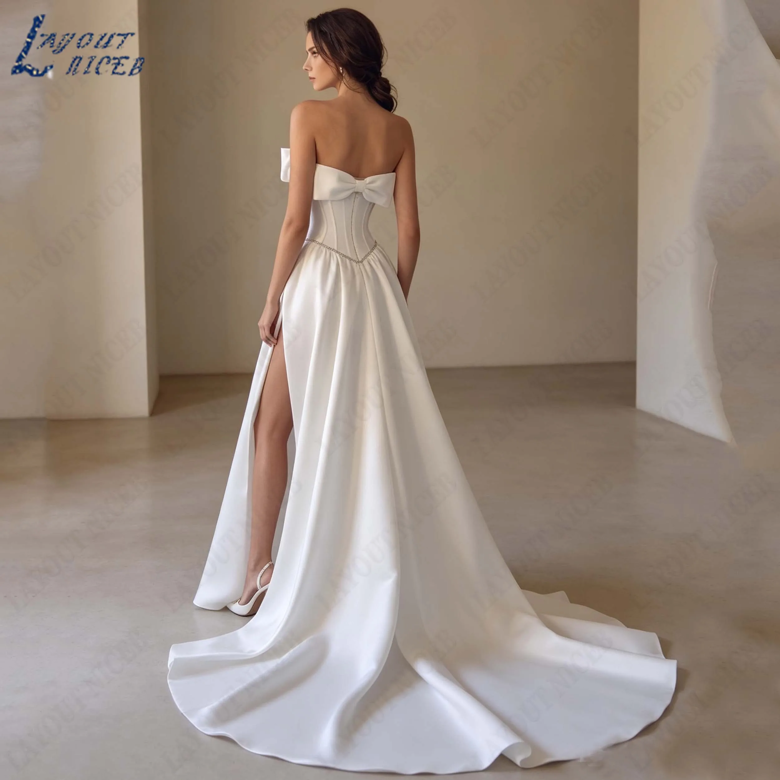 LAYOUT NICEB Customized Satin Wedding Gown With High Slit Strapless Bow Bridal Dress A-Line Sleeveless Dresses For Bride Women