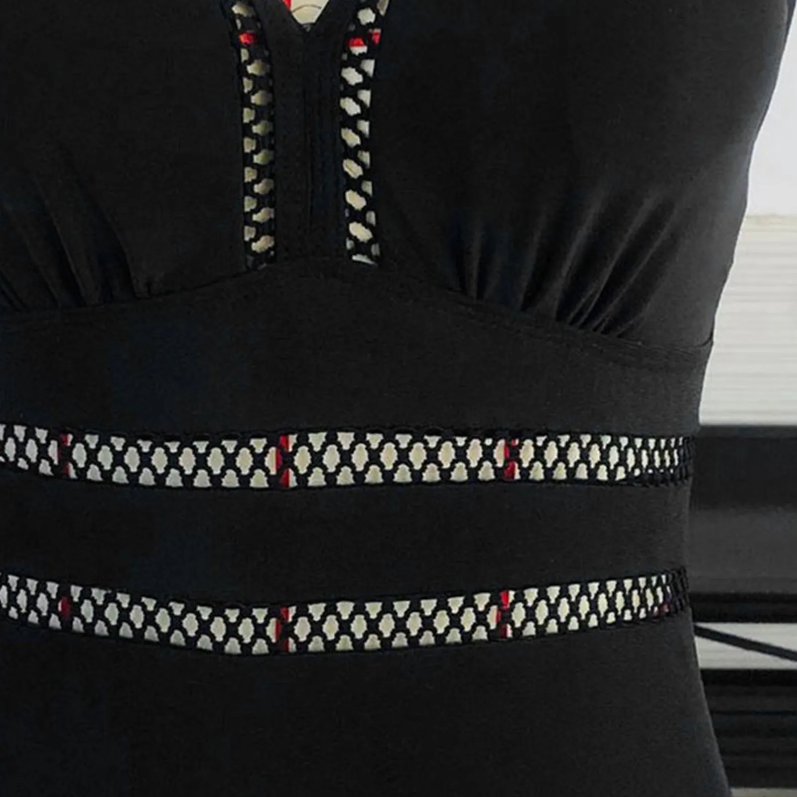 Maillot de bain une pièce imprimé, grande taille, Sexy, décolleté en V profond, couleur unie, couture en maille, Bikini avec détails en maille, pour femmes, 2025