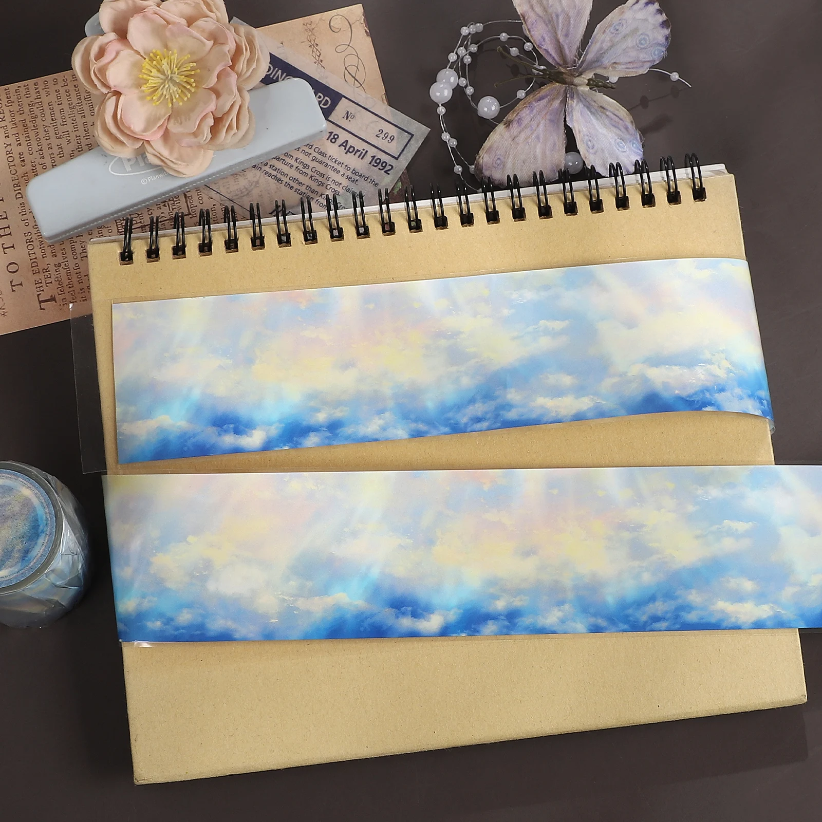 fita-pet-vintage-colorida-de-55mm-5m-com-paisagem-de-nuvens-e-ceu-material-criativo-para-diy-diario-colagem-e-scrapbooking