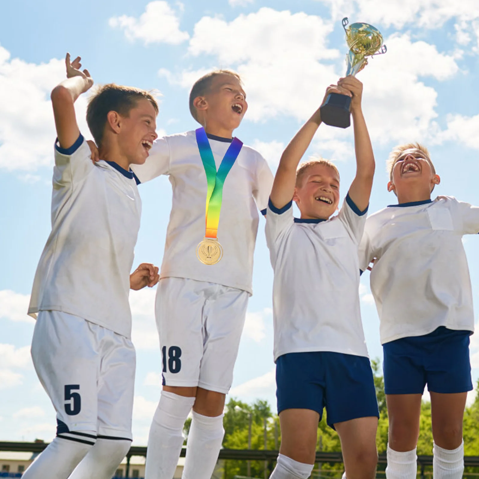 

3pcs Sports Competition Medals Zinc Alloy Trophy Pattern Medal Durable Winner Reward Running Race Event Gift Universal Metal