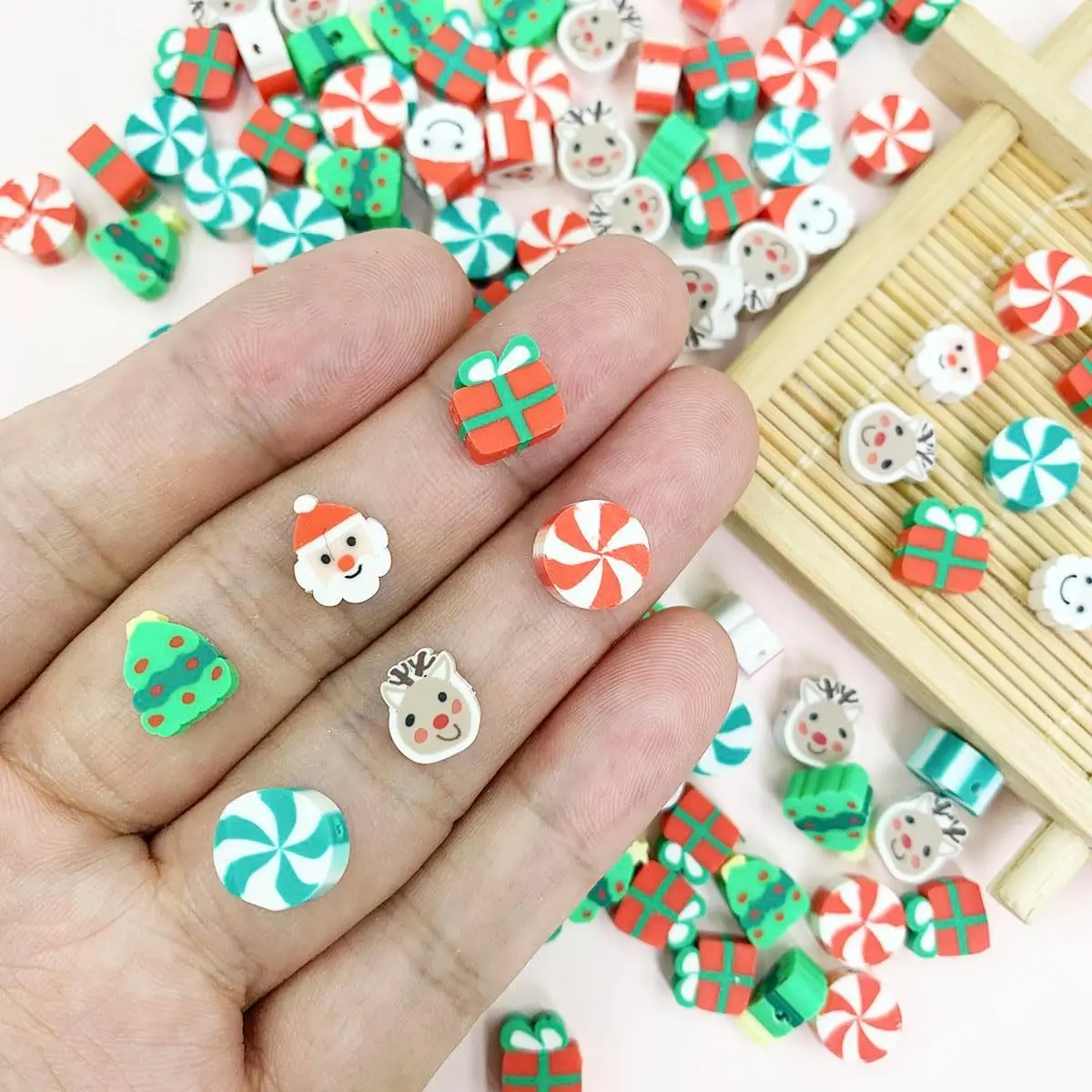 100pcs Cartoon Christmas Gingerbread Man Loose Spacer Polymer Clay Beads For Diy Jewelry Making Accessories Xmas Decoration