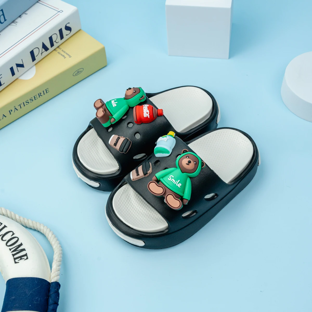 

New Popular Cartoon Sweatshirt Bear Versatile Boys Eva Slippers Fashionable Double Soft-Soled Non-Slip Sandals 831