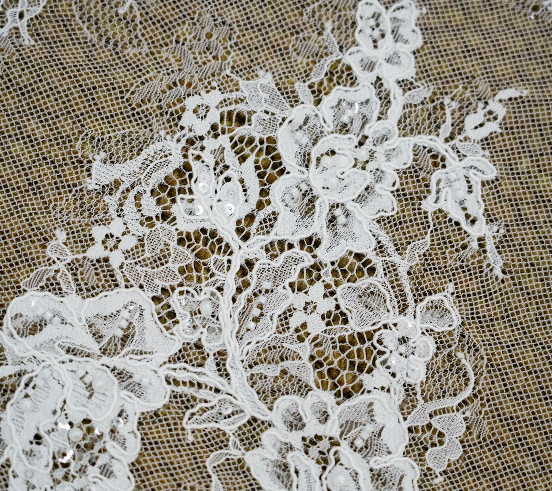 

3 M High Quality Classic French Sequin Embroidery Decal Soft Lace Fabric Handmade Fashion Wedding Dress Clothing Accessories