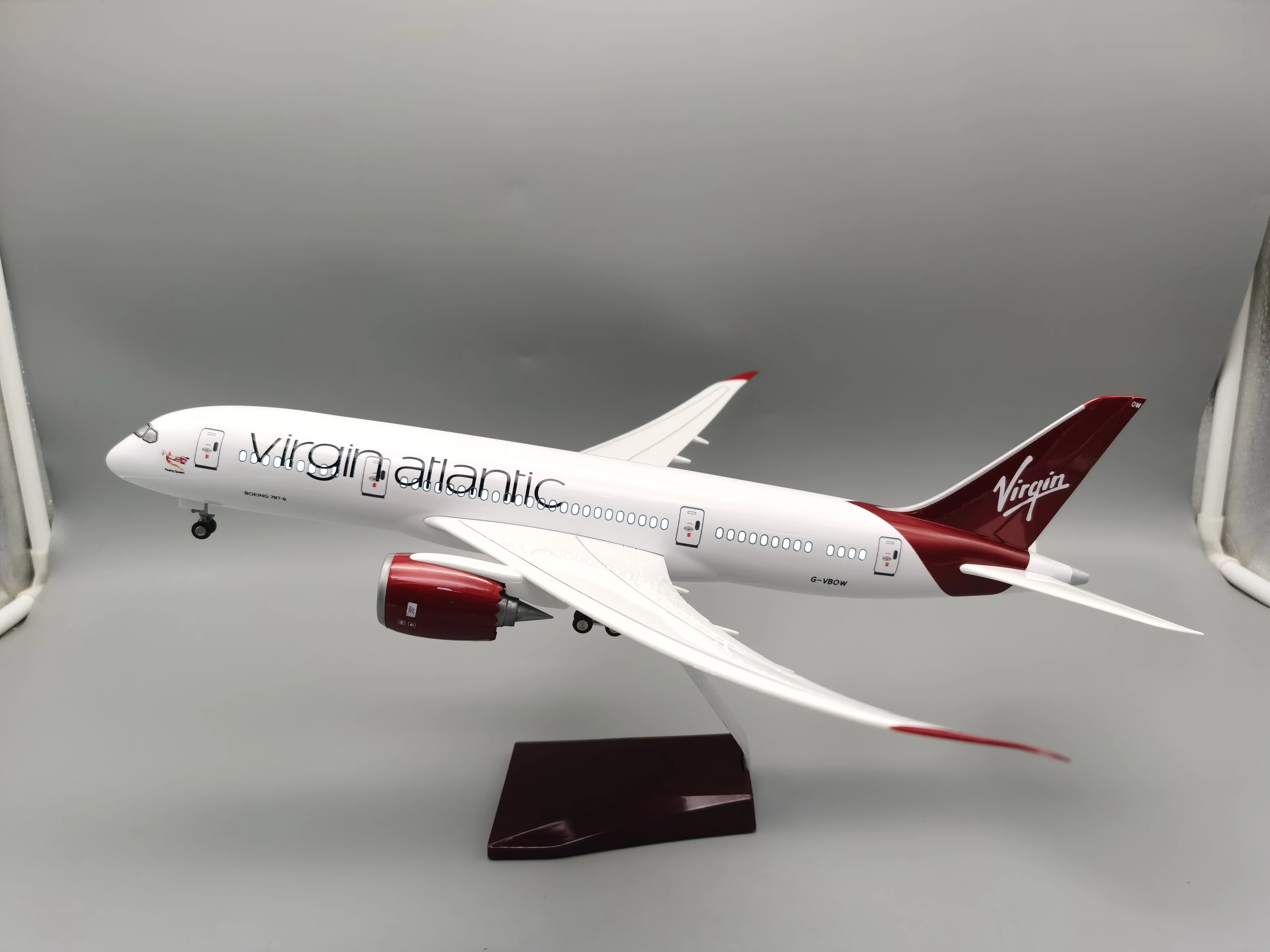 

1/130 Scale Aircraft Resin 47cm Virgin Atlantic B787 Diecast Airplane Model Toy With LED Light & Base Kids Collection Display