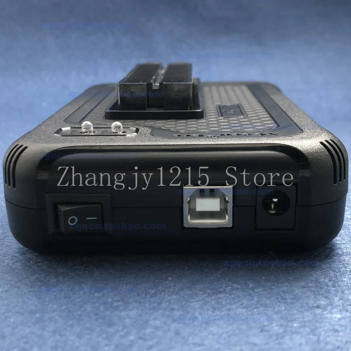 T56 programmer supports 37,000 chips+Nor Flash/NAND Flash/EMMC. view 4