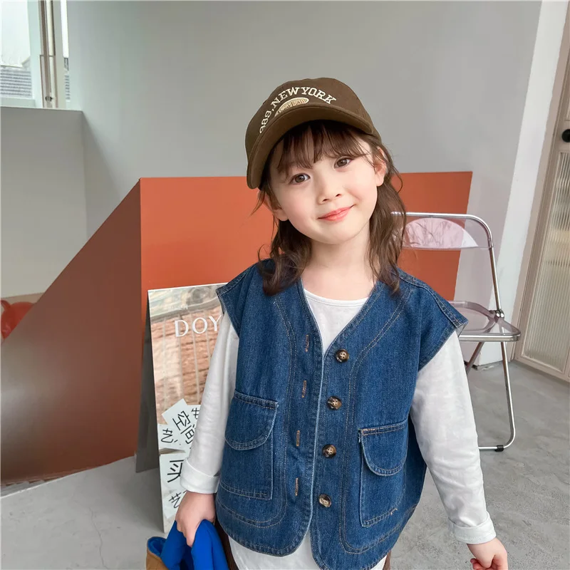 

2022 New Kids Vest Denim Waistcoat Fashion Baby Girl Boy Sleeveless Jeans Tops Children Coat Kids Spring Summer Jacket Clothes