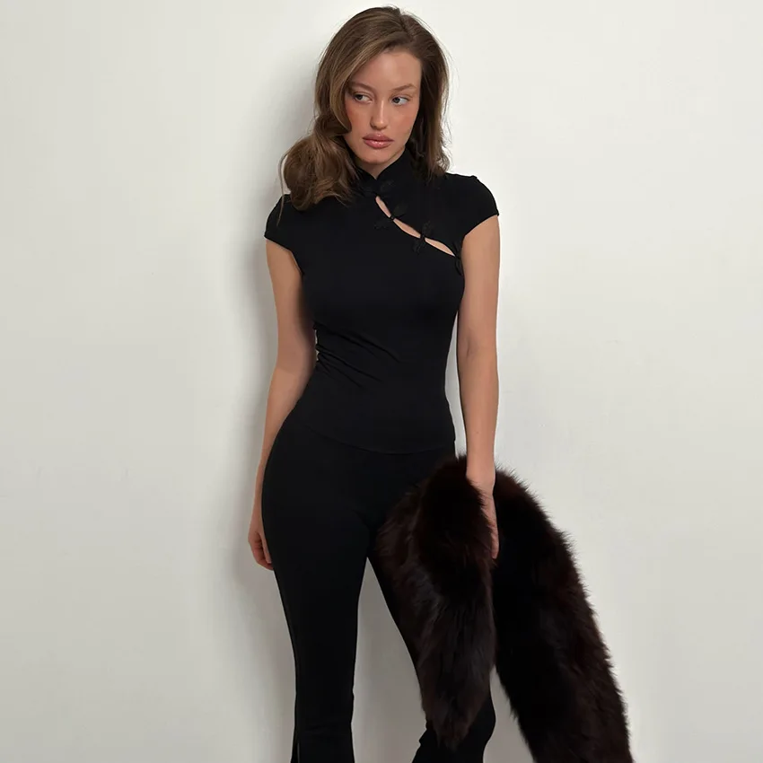 2026 New Arrival Women Sexy Fashion Sleeveless Tee Modern Oriental Frog Button Slim Fit Top European Vintage Elegant Chic Trendy