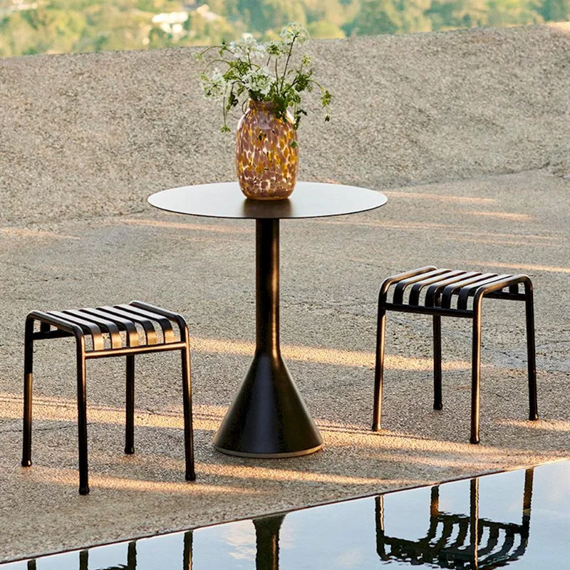 Outdoor wrought iron round table dining chair courtyard tea table chair combination balcony leisure chair outdoor terrace waterp