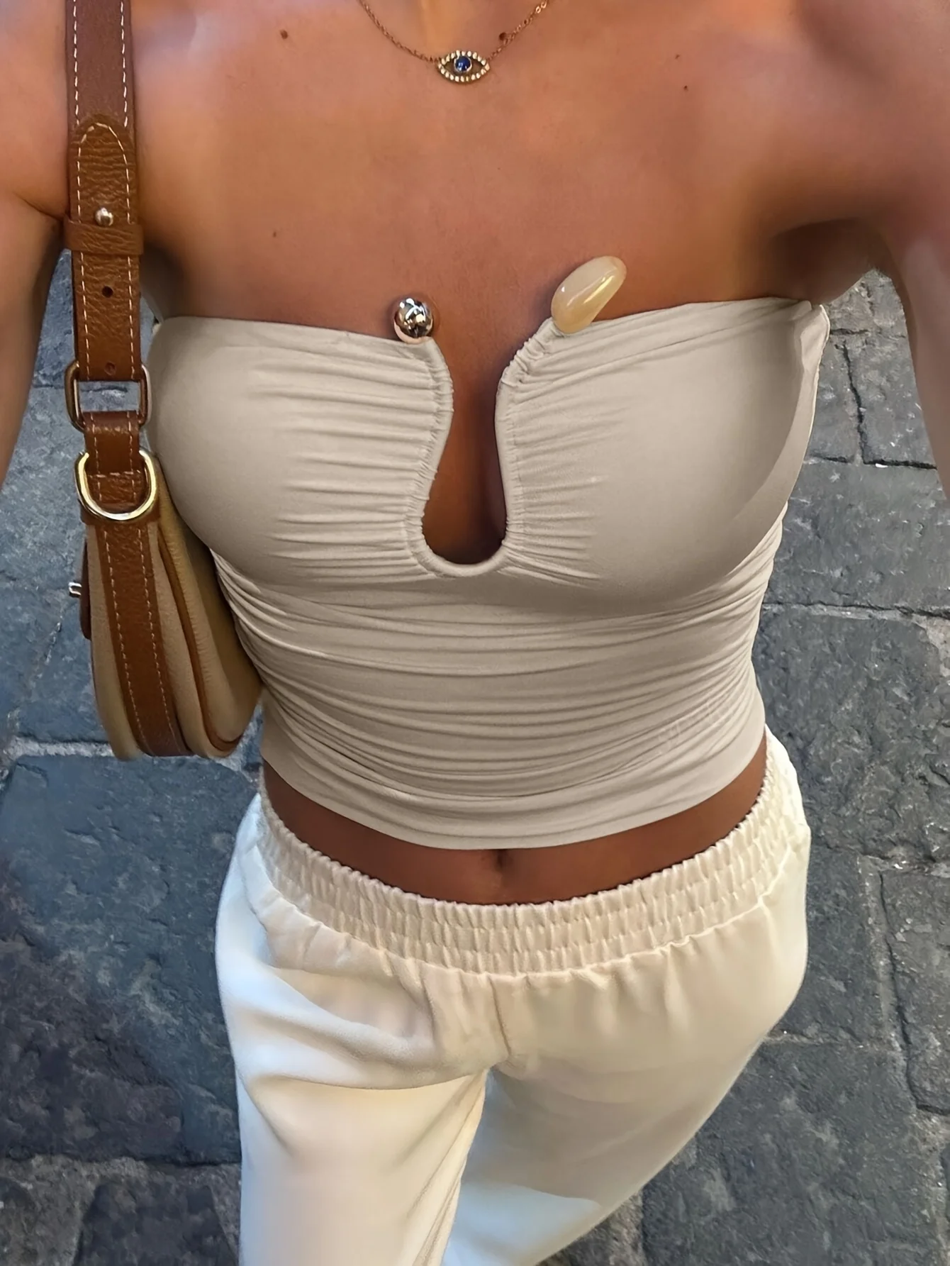 Einfarbiges Sommer-Oberteil für Damen mit tailliertem Bund, Taschen und U-förmigem Reißverschluss, mit Wassertropfen-Ausschnitt-Design für einen eleganten Look