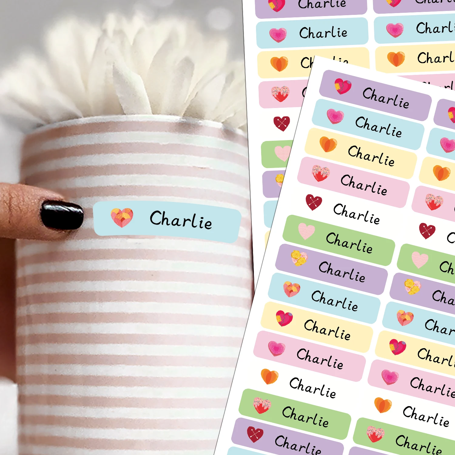 개인화된 하트 모양 이름표 스티커 방수 라벨 학교 용품 물병 도시락 상자 문구류 디자인