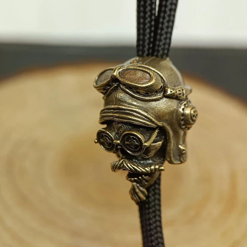 Pilot Helmet Skull Head Brass Knife Bead Outdoor EDC Umbrella Rope Pendant DIY Paracord Woven Bracelet Accessories Lanyard Charm