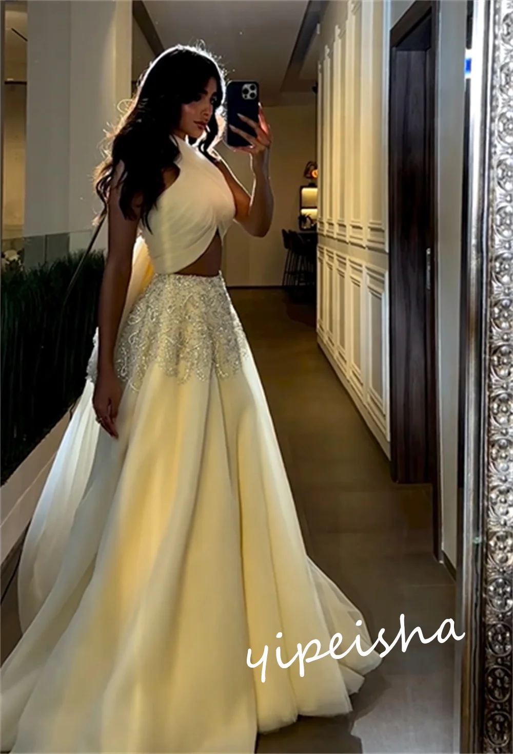 Customized Classic Modern Style Formal Evening Halter Ball Gown Beading Tulle Bespoke Occasion Prom Dresses