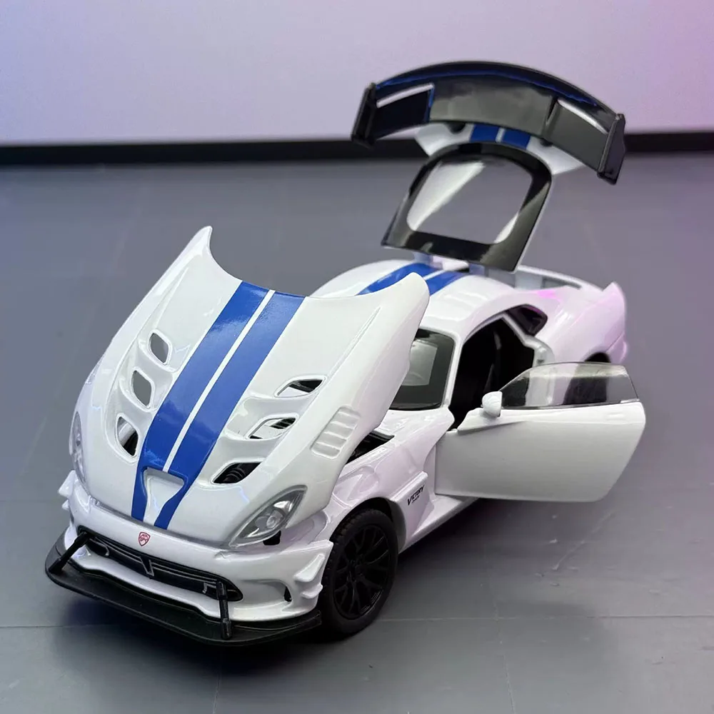 

Машинка-модель Viper Hellcat STR, масштаб 1:32, литая, из сплава, с функцией отката, светом, звуком и открывающимися дверями, игрушка для мальчиков, подарок, детский транспорт