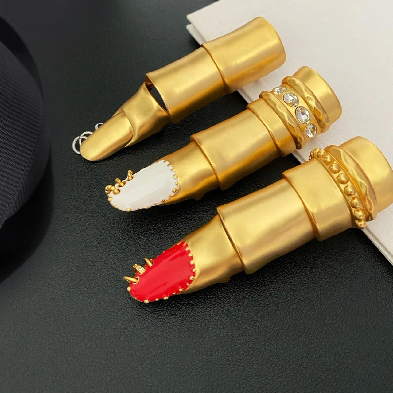 New Jewelry & Accessories Punk Style Exaggerated Painted Finger Metal Cover Opening Ring For Women's Parties & Gifts