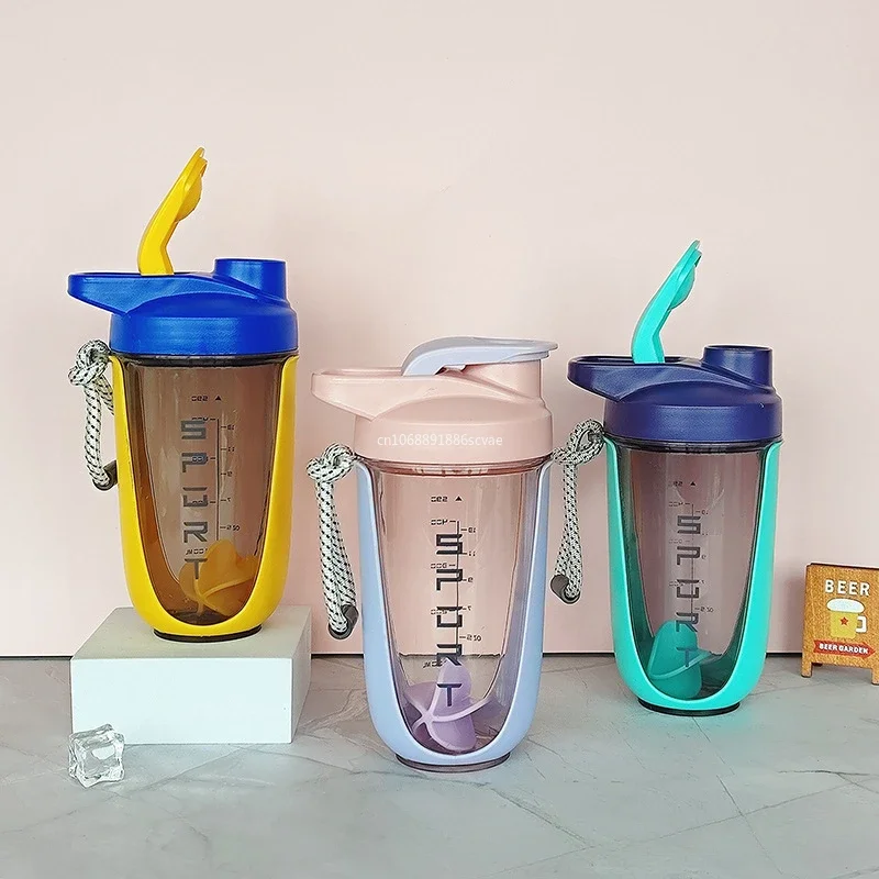 New 590ml Dried Egg White Milk Shake Cup Sports Shake Cup Portable Water Cup for Girls Tumbler with Rope Handle Protein Shake