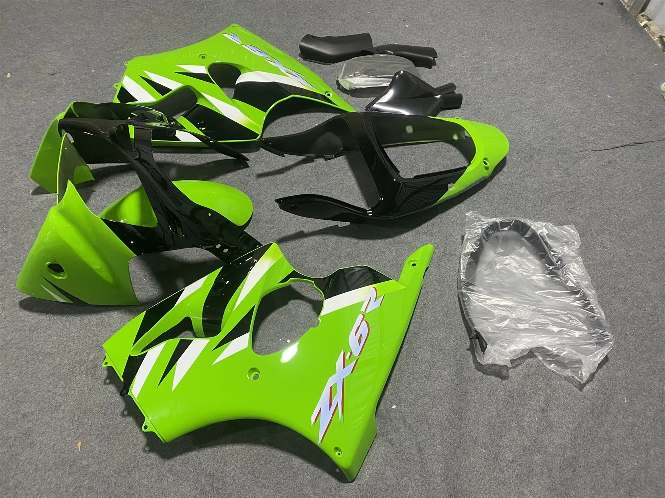 Plastic Fairings for ZX6r 2000 - 2002 Green Black Body Kits for ZX6r 2001 Fairing 636 ZX-6r 00