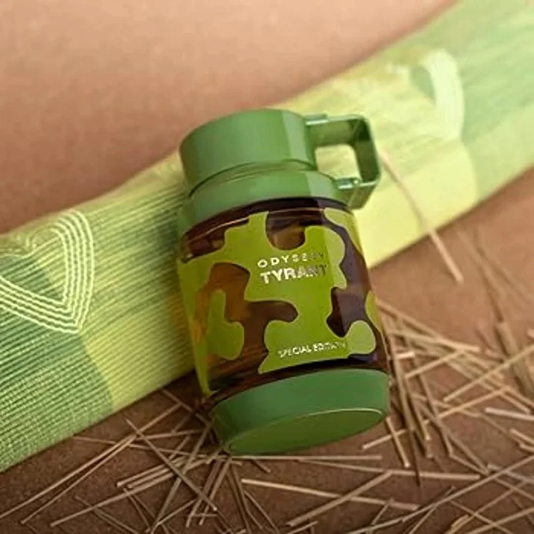 

Odyssey Tyrant Special Edition Armaf: Яркий цитрусово-ароматический старт, переходящий в пряное сердце с нотами кедра и ветивера.