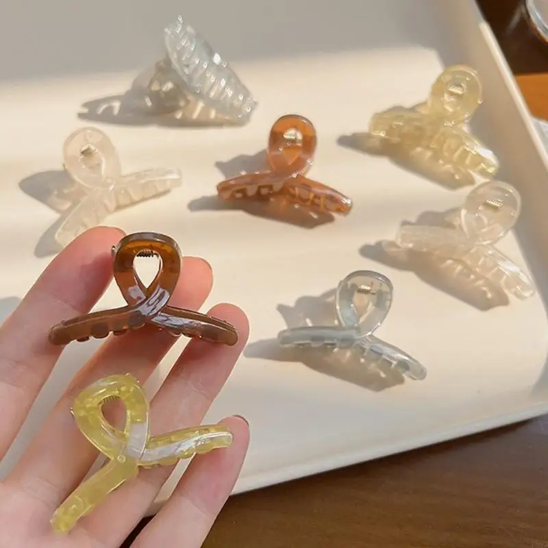 Clip à cheveux gelé