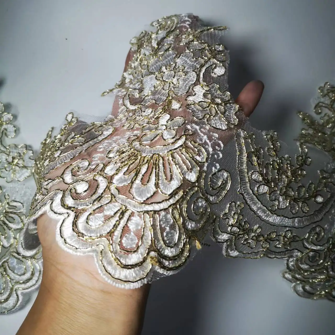 1Yard 23cm wide Exquisite Light Gold Thread Cording Embroidery Lace Dress Home Textile Trimming Lace DIY Decorative Accessories