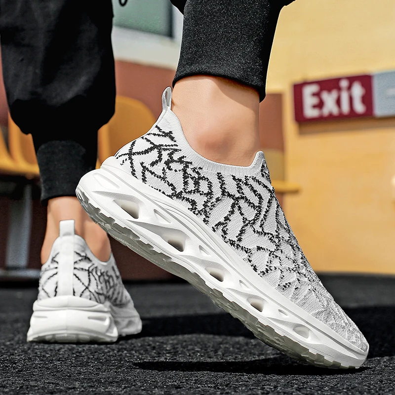 Baskets décontractées respirantes pour hommes, chaussures de course de luxe, mocassins à la mode, chaussures de course pour hommes