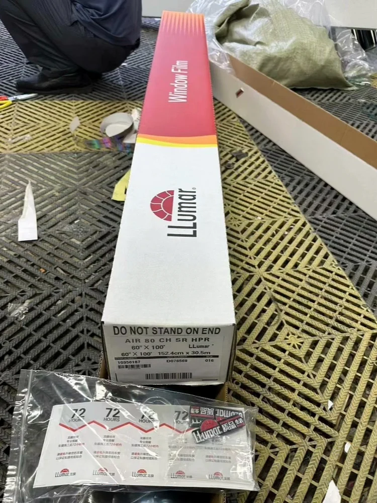 Nano Ceramic Car Window Film LLumar Cut to Fit 99% UV Block 99%-100% High Heat Insulation PET Material for Auto and Home Glass