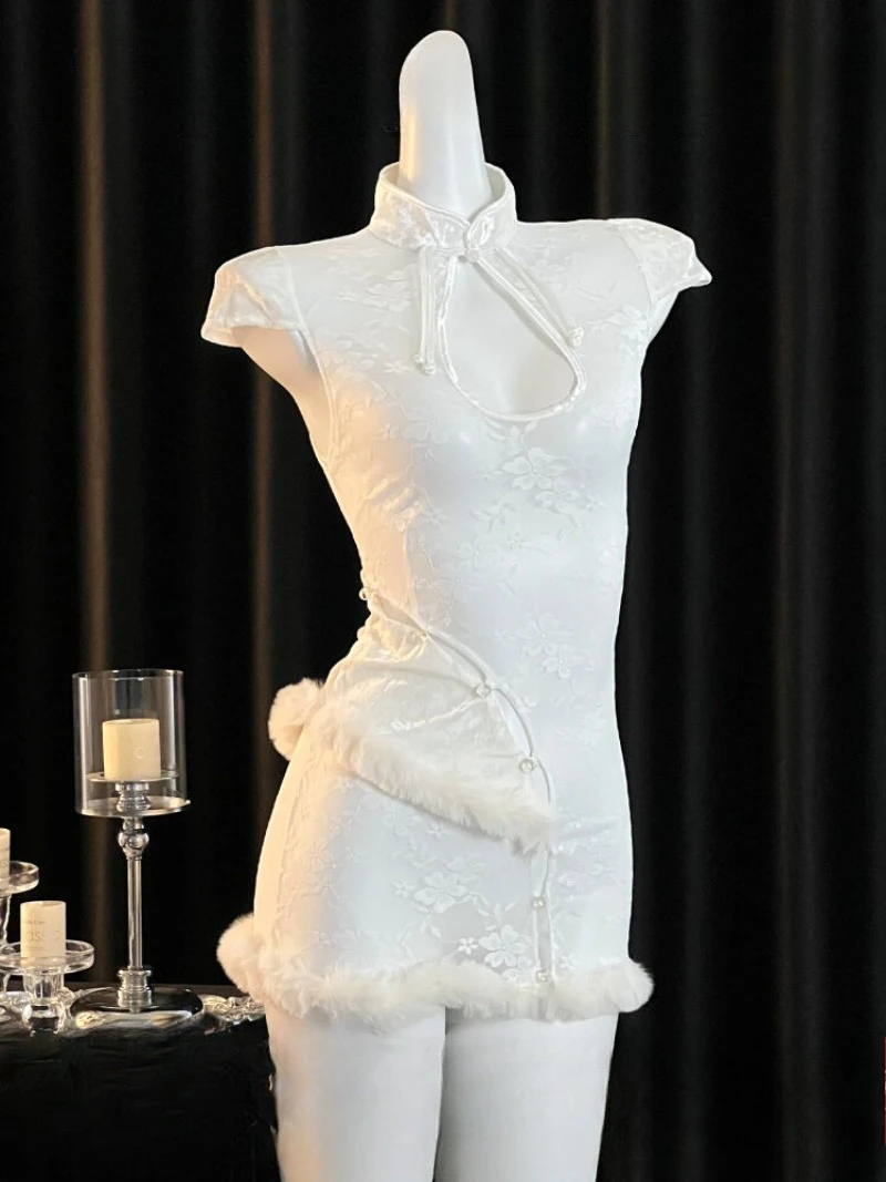 

Новый Cheongsam с вырезом в китайском стиле, соблазнительная форма с темным узором с плюшевыми краями, облегающее романтическое платье для женщин