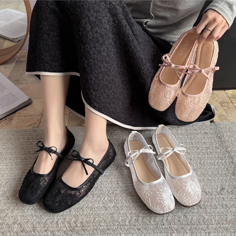Women's Gentle Ballet Flat Shoes 2026 New Hollow Mesh Lace Embroidered Breathable Dance Footwear Single Sole Slip-On view 2
