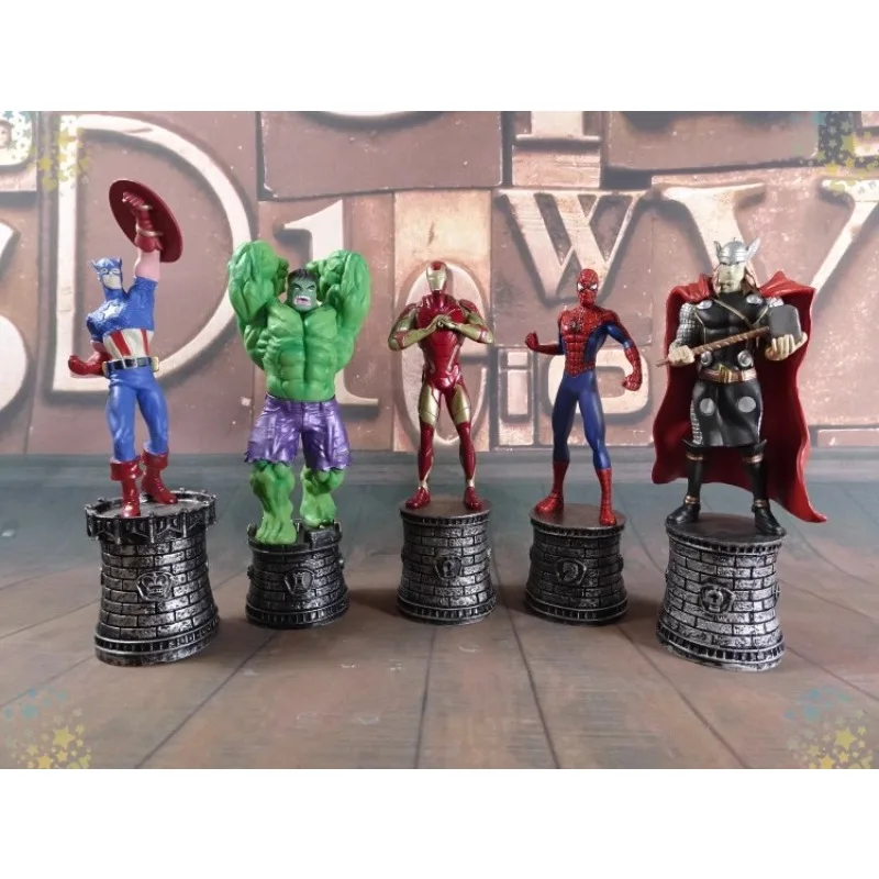 

5pcs/set 15cm Avengers Iron Man Spider Man Captain America Chess Ornament Creative Model Desktop Decoration Birthday Gift