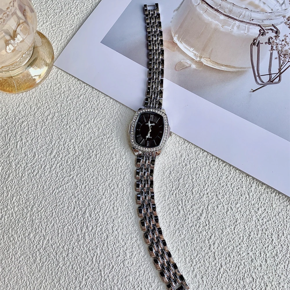 1 قطعة ساعات نسائية صغيرة أنيقة بسيطة ماركة فاخرة ساعات يد ذهبية للنساء ساعات كوارتز للسيدات