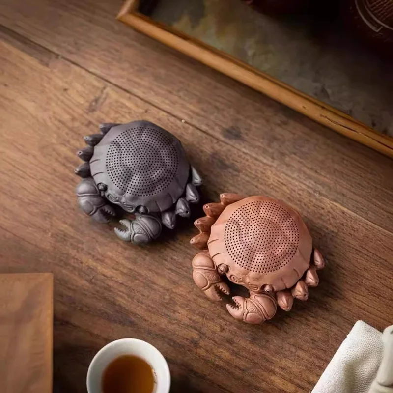 

Chinese Crafts Creative Crab Integrated Filter Tea Leakage Purple Sand Tea Pet Ornaments Kungfu Tea Table Ceremony Accessories