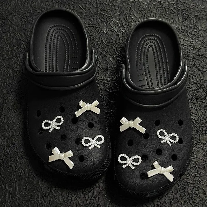 

8PCS Fashion Shoe Charms Set Accessories Hole Shoe Buckle Cute White Bow DIY 3D Shoes Decorations Kids Party Woman Girls Gift