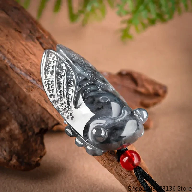 

Мьянманский кулон из жадеита и цикады класса А, модный шарм ручной работы, ювелирные изделия на заказ, амулет на удачу, нефритовое ожерелье для мужчин и женщин