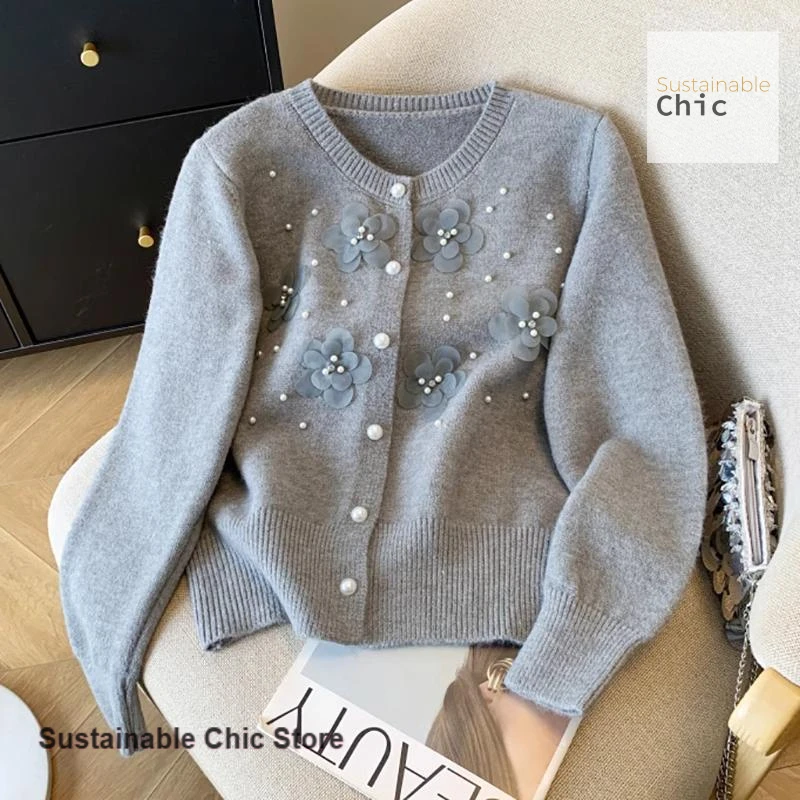 French-style small fragrant beaded sweater coat women's autumn and winter new wear small foreign flowers knitted cardigan.