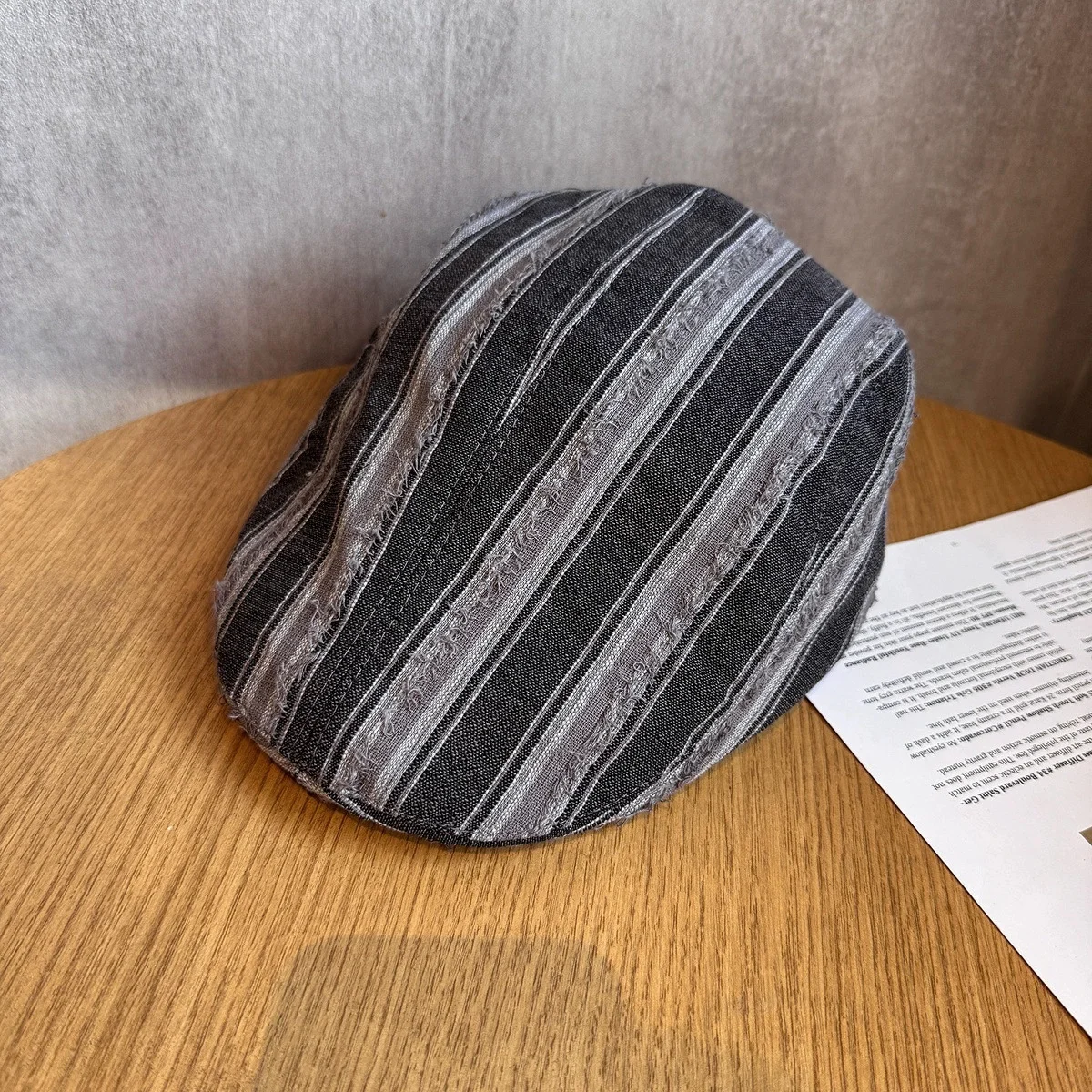 Men's and Women's Fashionable Colorful Striped Linen-Cotton Baseball Cap—New Versatile Baseball Cap and Beret Style