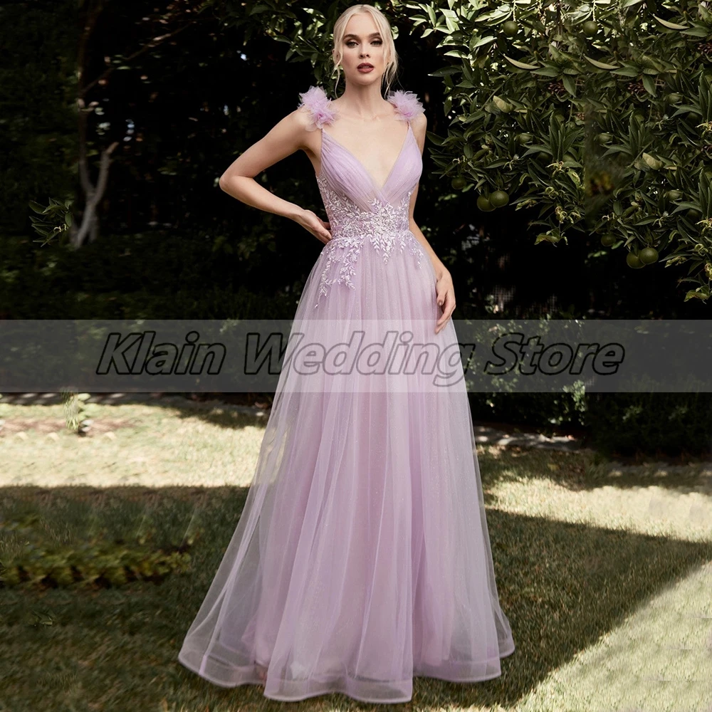 Gaun Malam Formal Merah Muda A-Line Elegan Gaun Prom Tanpa Lengan Tulle Panjang Punggung Terbuka Bunga Applique Renda V-Neck Seksi