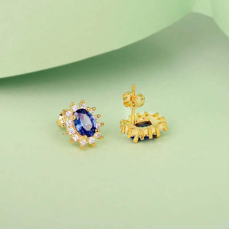 Royal Blue Lab Diamond Zircon Exquisite Elegant Earrings for Women Wedding Band Ear Stud Gold Color Vintage Jewelry Accessories