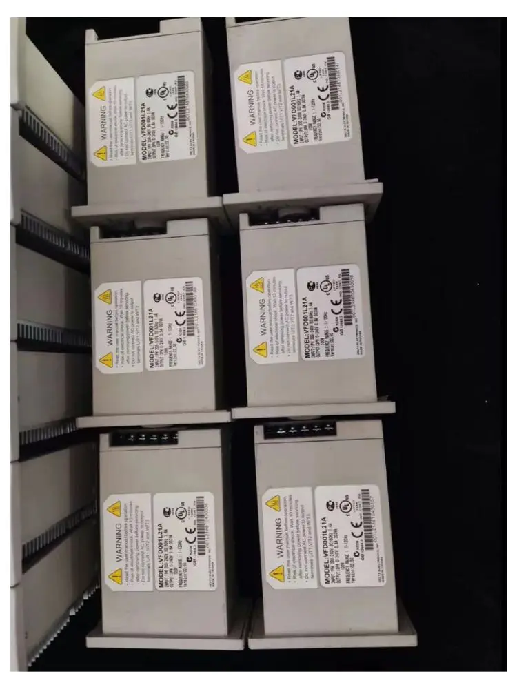 Inverter di seconda mano, funzione ben testato e spedito rapidamente