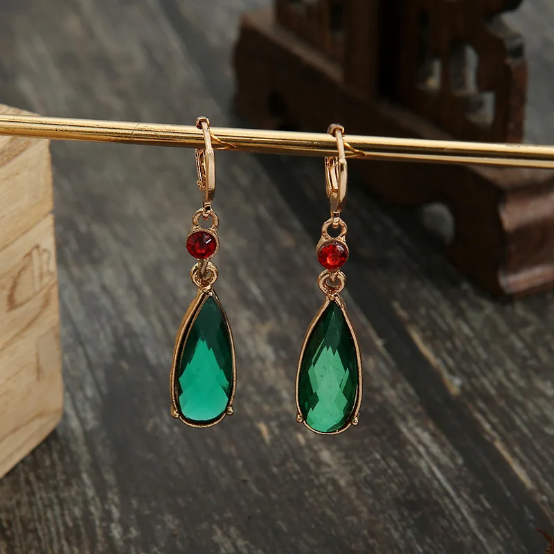 2025European and American New Style Charming Mom Earrings Elegant Green Gemstone Mother Women's Earrings Girl's Gift