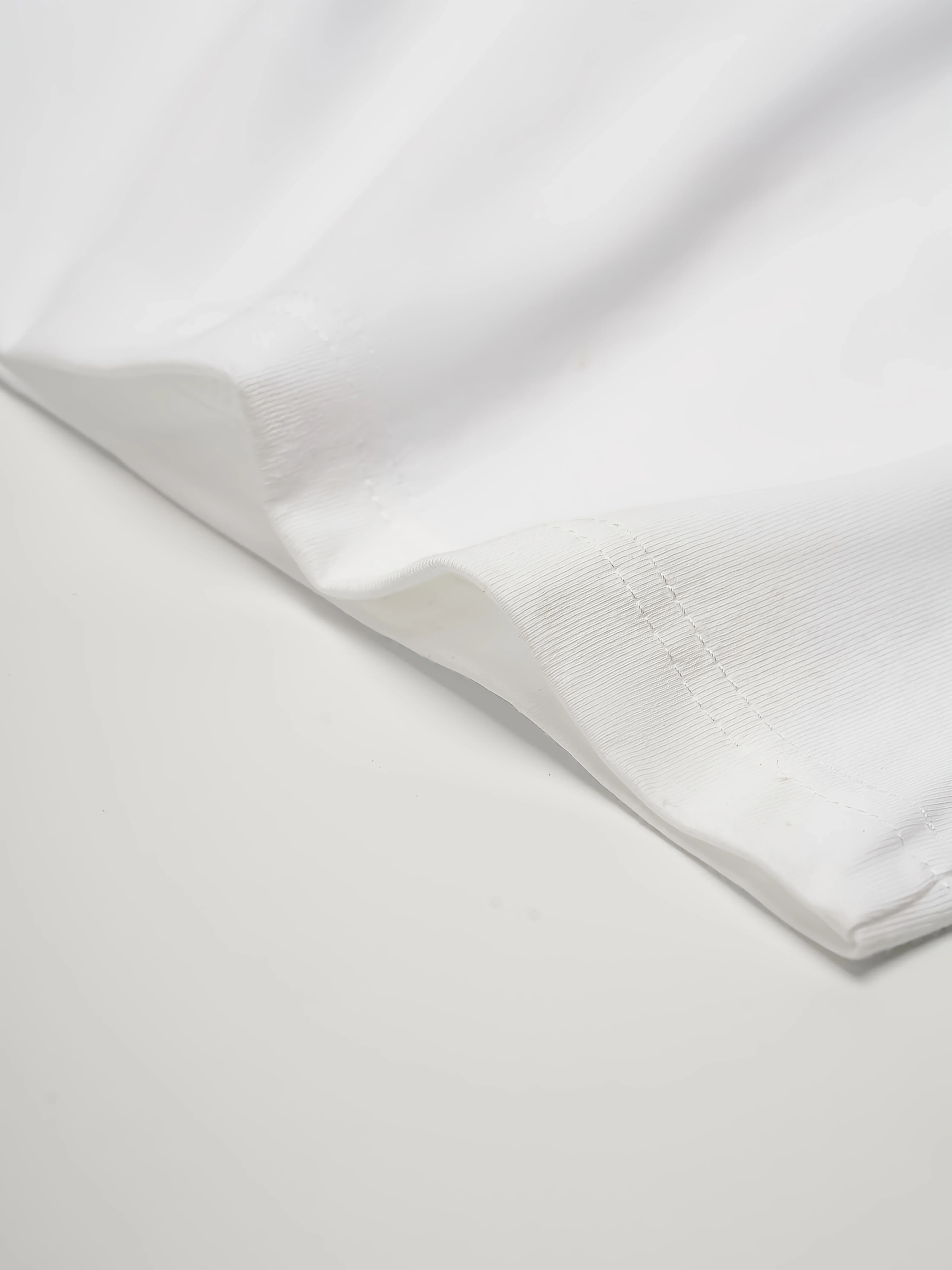 Camiseta gráfica 100% algodón para hombre, camiseta informal de manga corta con cuello redondo y diseño de coche de carreras de dibujos animados