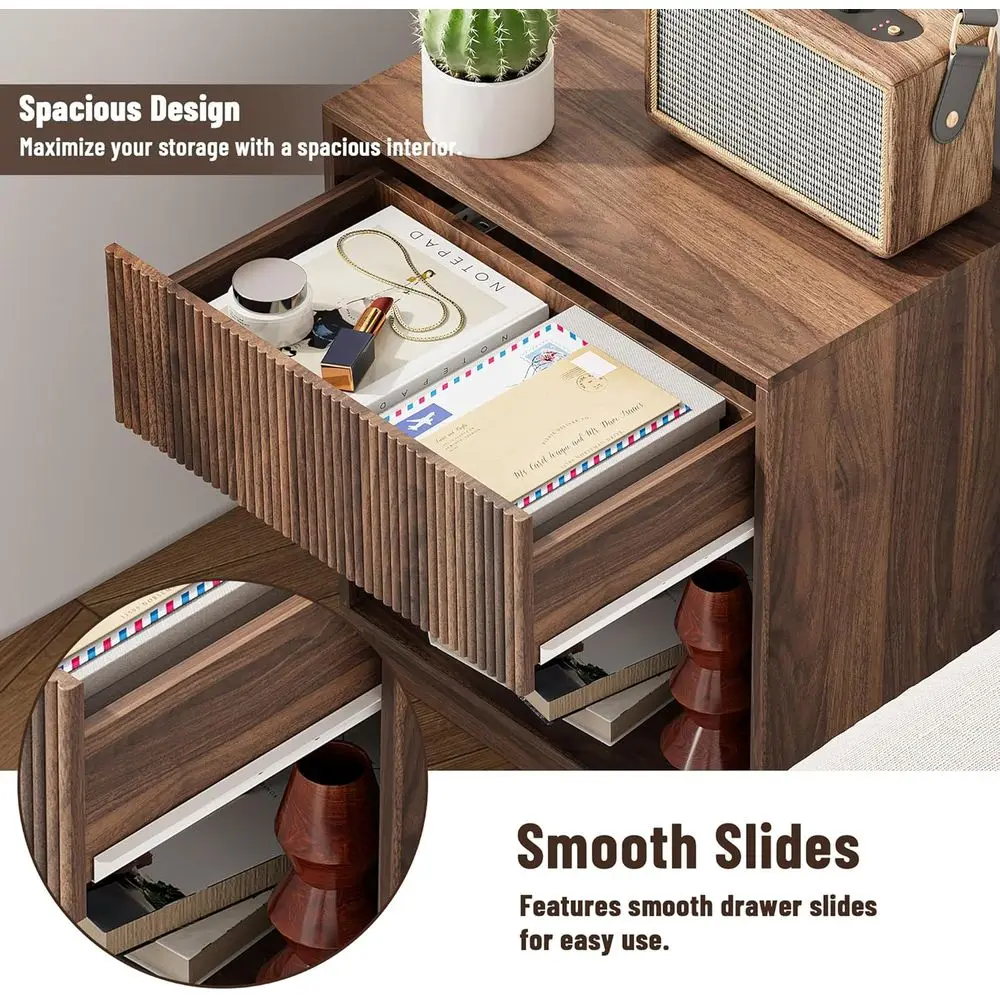 Sepasang Nakas Walnut Kontemporer dengan Laci dan Rak