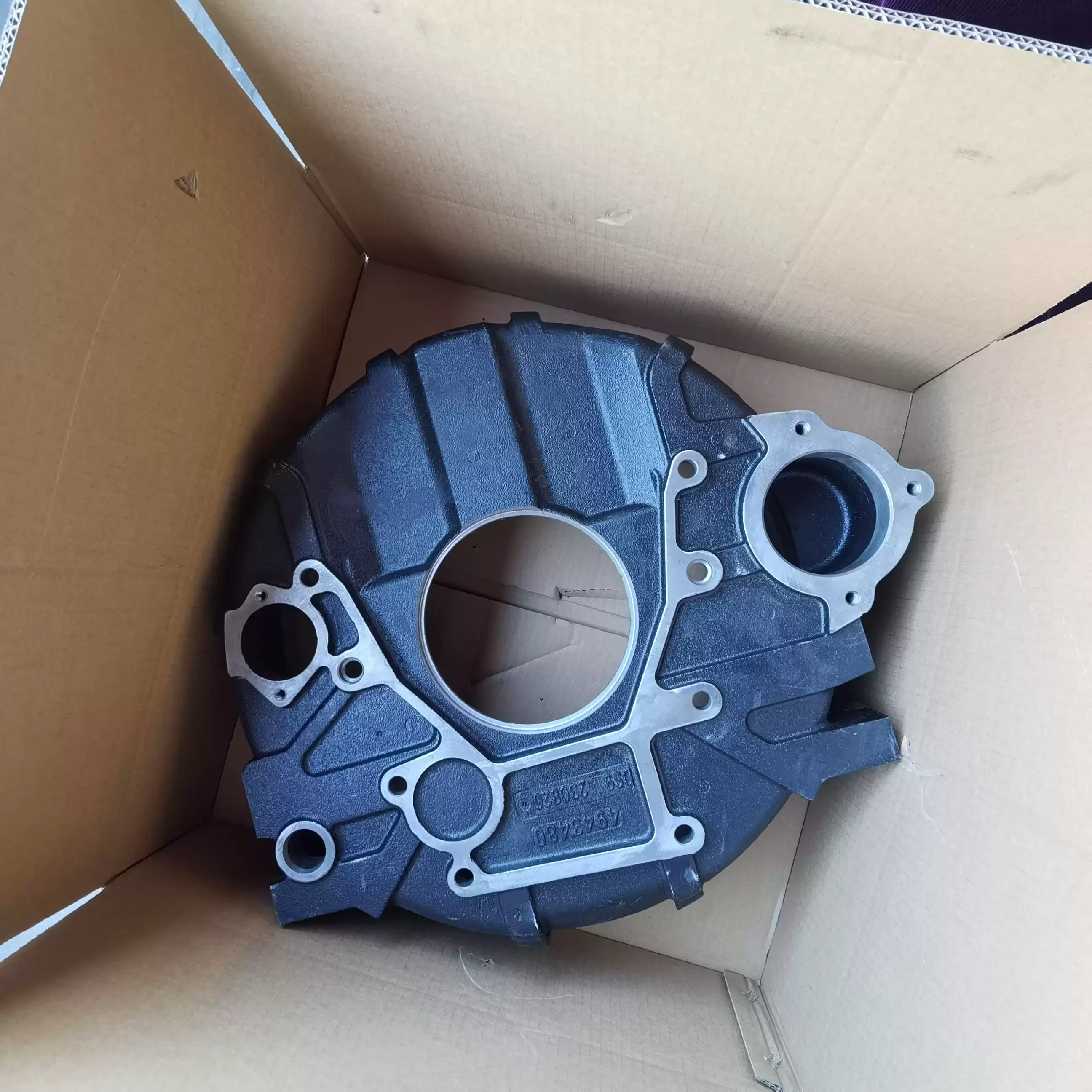 4BT 6BT Flywheel Housing 4994030 4984038 4920517 3960489 3975179 3960410 3415390 Engineering Machinery Flywheel Room For Cummins
