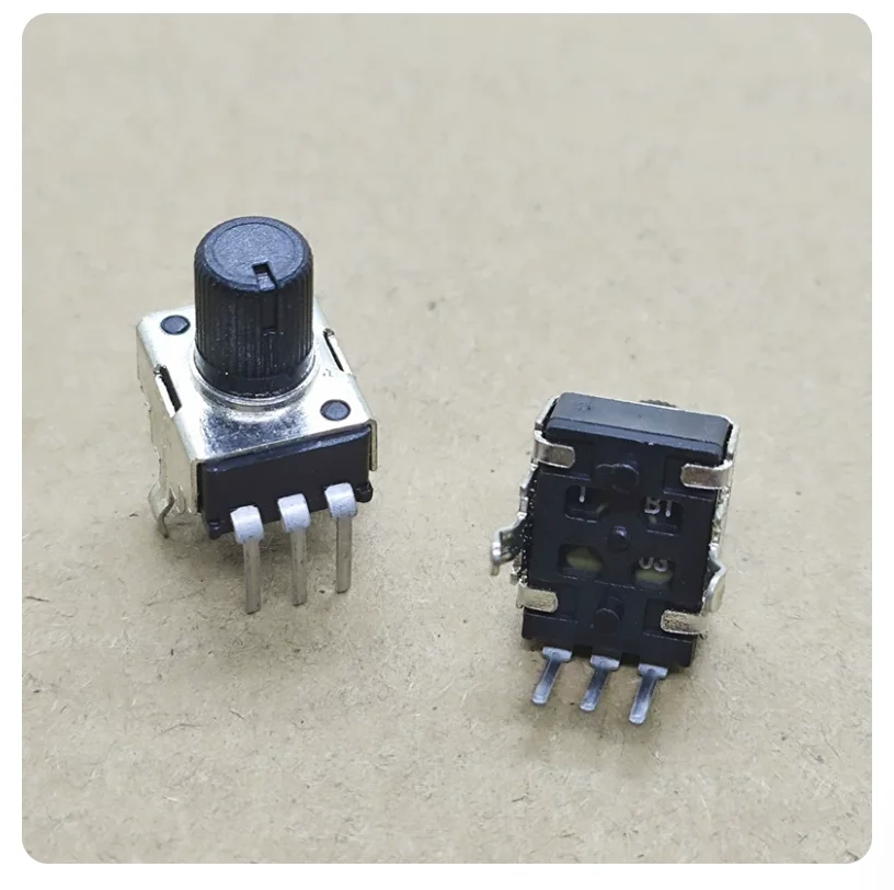 RV09 Type Horizontal Adjustable Potentiometer Resistance 0932-B103-Y15 Short Handle Pull Flower Shaft B10K
