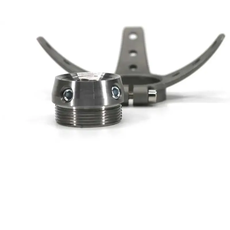 Rotatable female three-claw connection plate, prosthetic limb accessories connector, prosthetic leg parts
