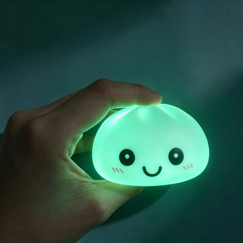 Ästhetisches LED-Nachtlicht in Brötchenform, weiches Silikon-Squishy-Spielzeug, leuchtende Lebensmittel-Dekoration, sensorischer Stresskiller, süßes Geschenk für Kinder & Erwachsene