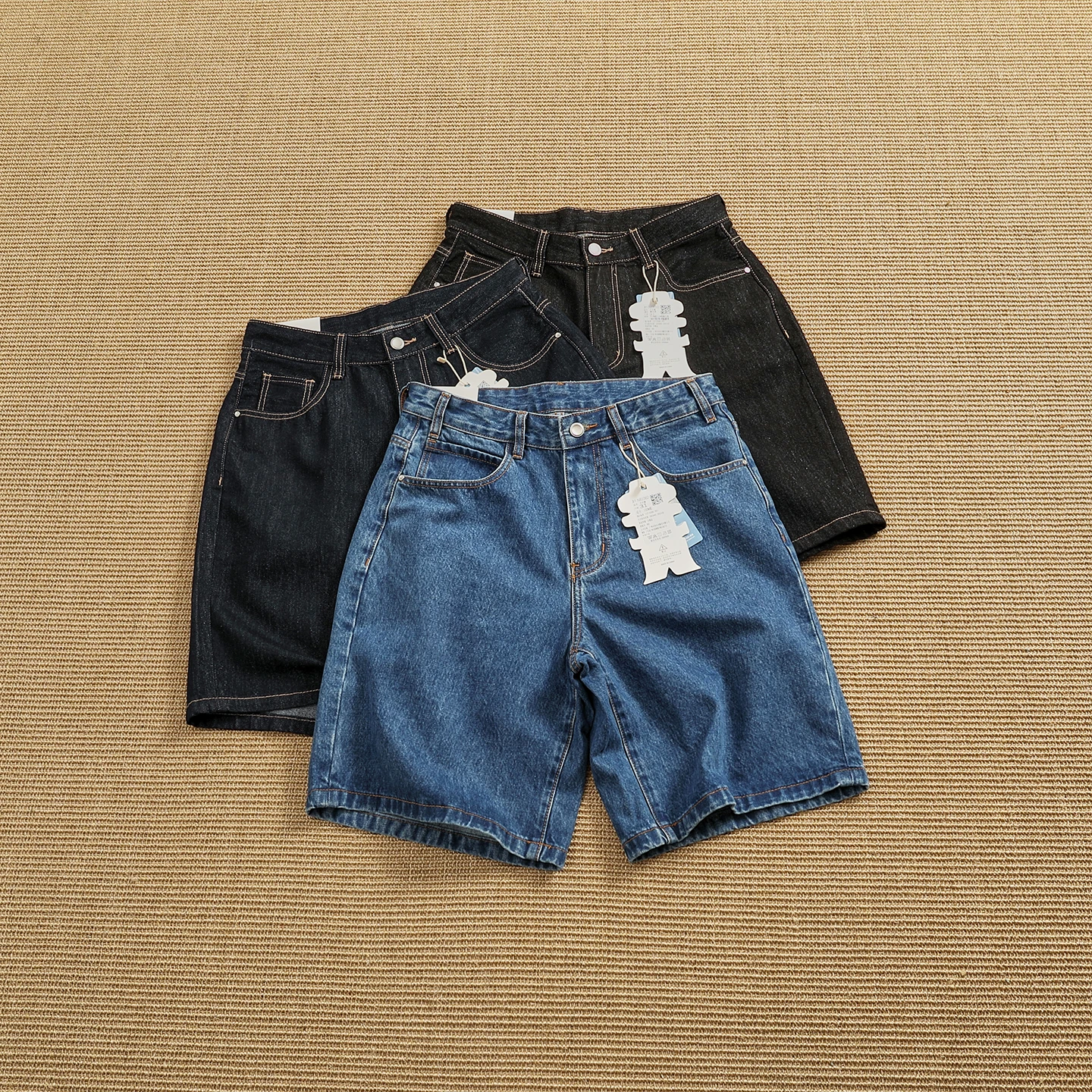 

Trendy Summer Men's Denim Shorts Loose Straight Wide Leg Five-Point Casual Jeans Vintage Washed mid Waist Button Fly Jeans