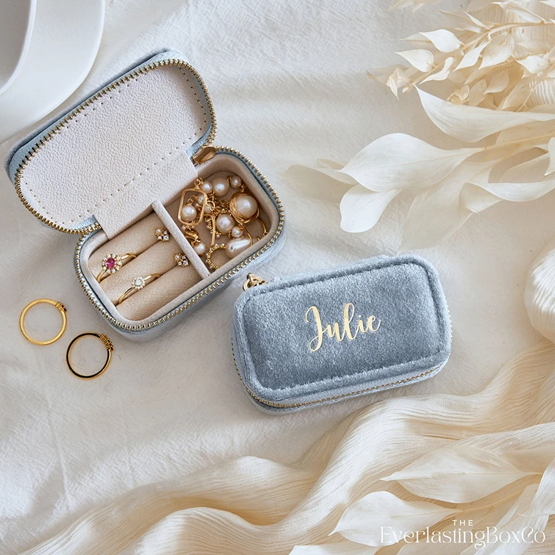 

Custom Jewelry Box, Travel Case, Zipper Box, Portable Personalized Mini Velvet Size Case For Women, Wedding And Bridesmaid Gifts