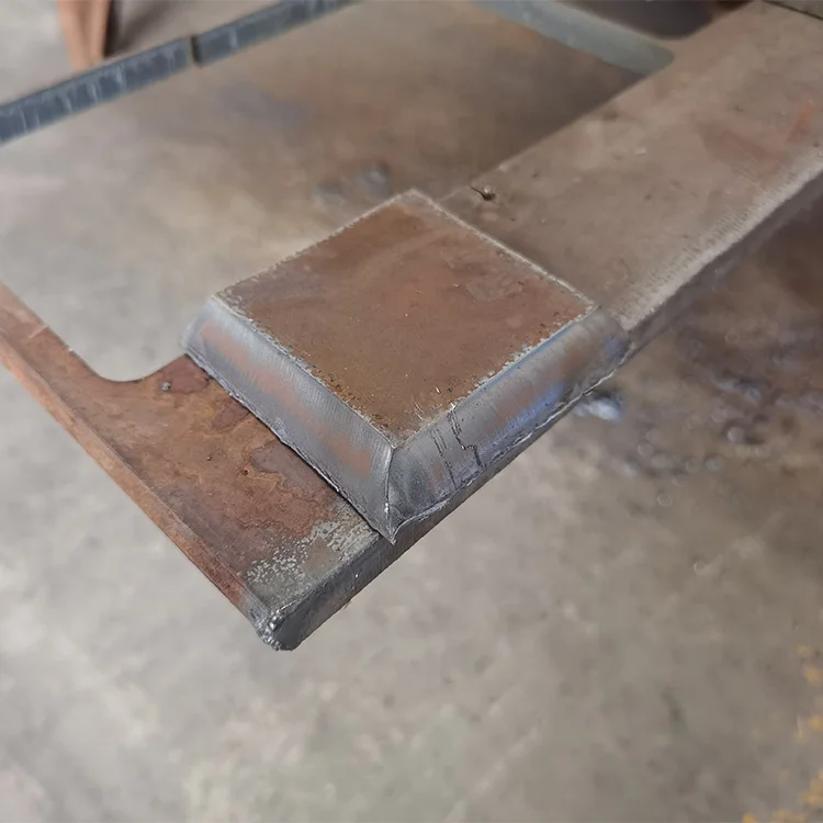 2000*6000 آلة قطع البلازما العملاقة عالية الأداء 20 مم 25 مم